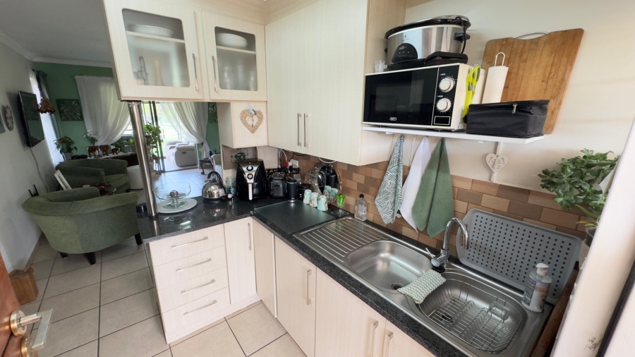 3 Bedroom Property for Sale in Ngwenya River Estate North West